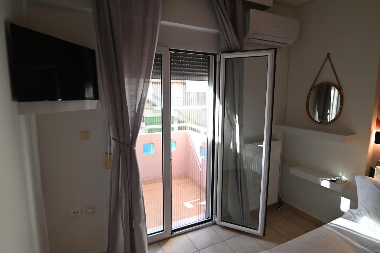 The Whole Packet A4 Center With Parking Apartment Larissa Ngoại thất bức ảnh